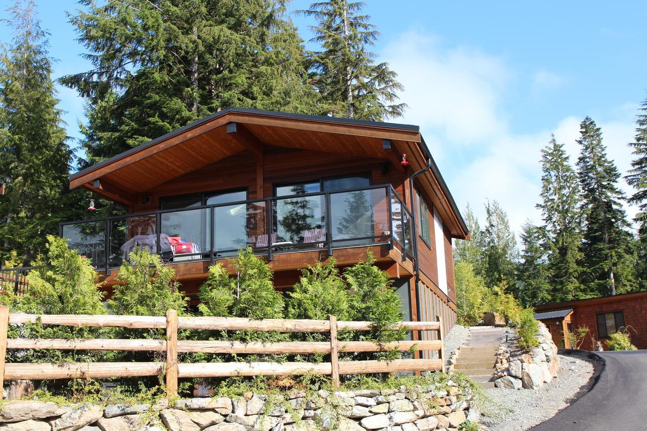 Tilby'S Rainbow Cottage Port Renfrew Eksteriør billede