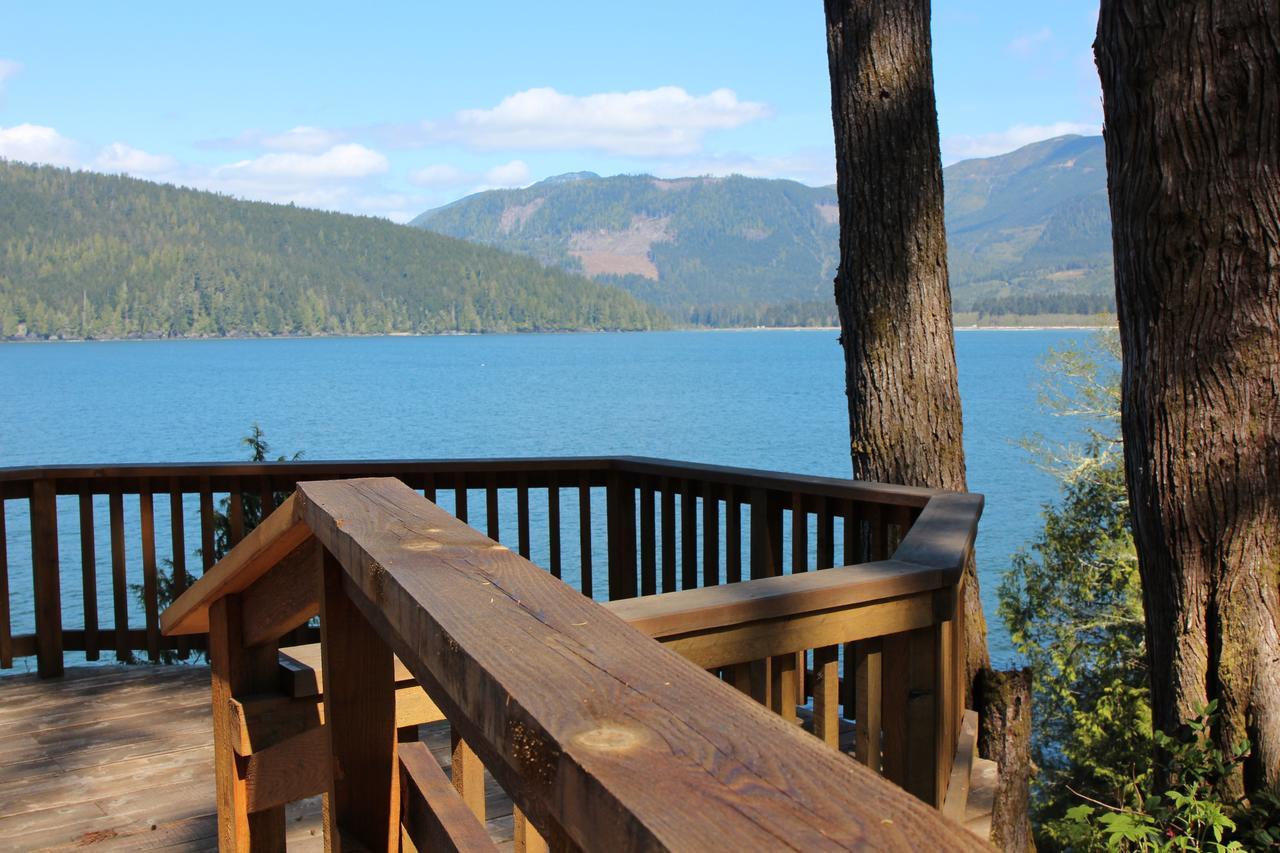 Tilby'S Rainbow Cottage Port Renfrew Eksteriør billede